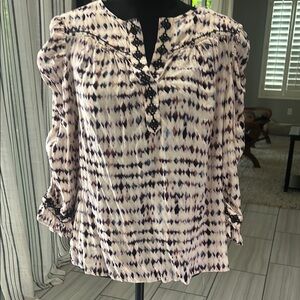 Democracy Black and White Ruffled 3/4 Sleeve Blouse